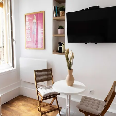 Charming 1p Near Place Des Vosges Paris
