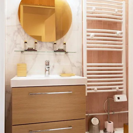 Da-3-turenne-bm Near Place Des Vosges